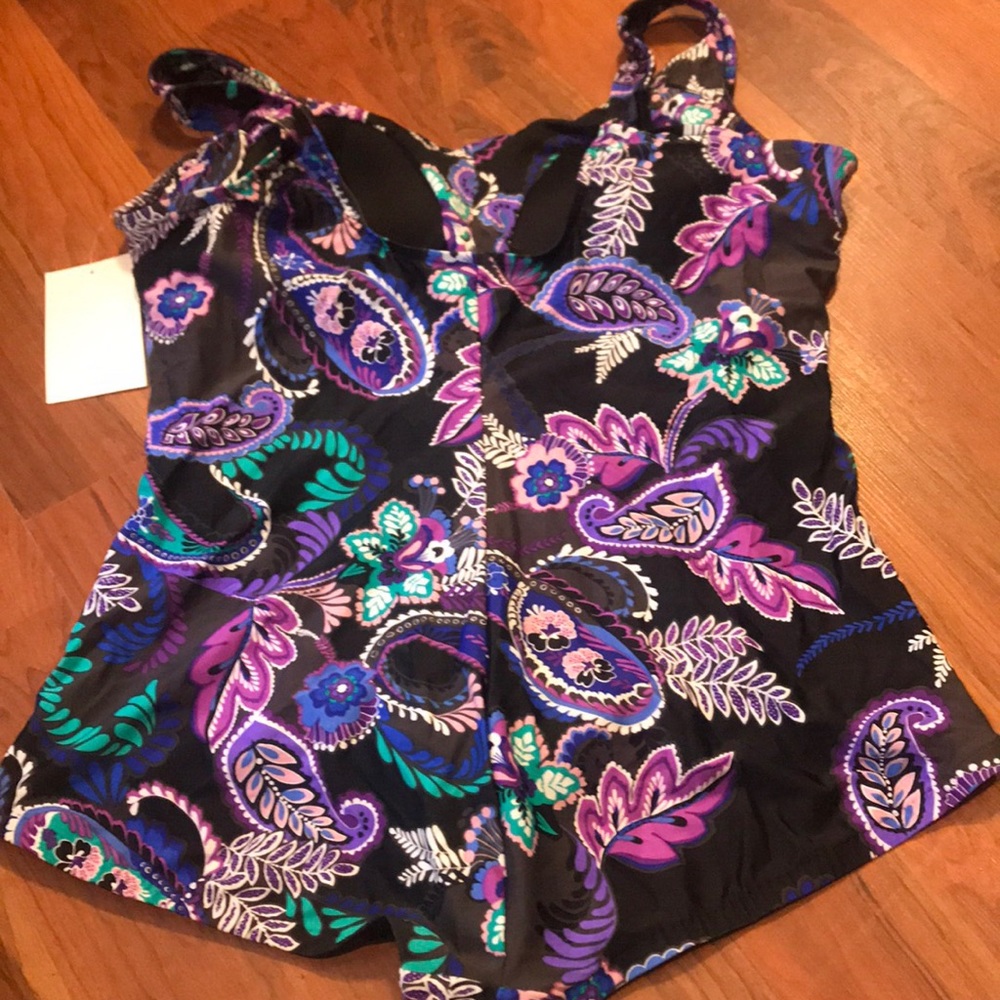NWT: Shapper Swimsuit Size 24